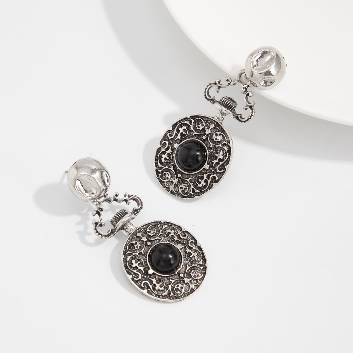 Planderful Vienna Verve Gemstone Pendant Stud Earrings For Women Retro Engraved Cloud Motif