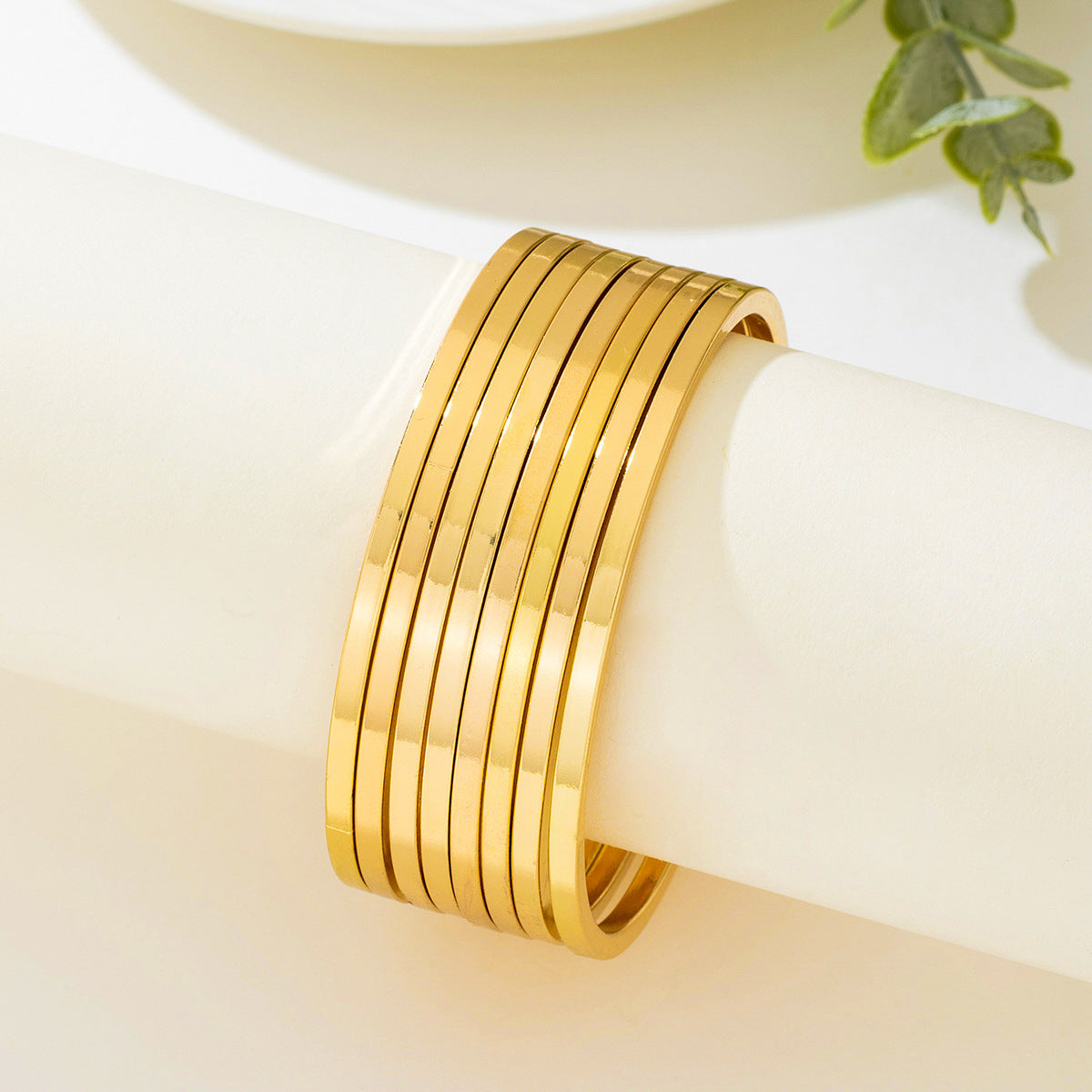 Planderful Vienna Verve Bracelets Set – Stylish Metal Geometric Design