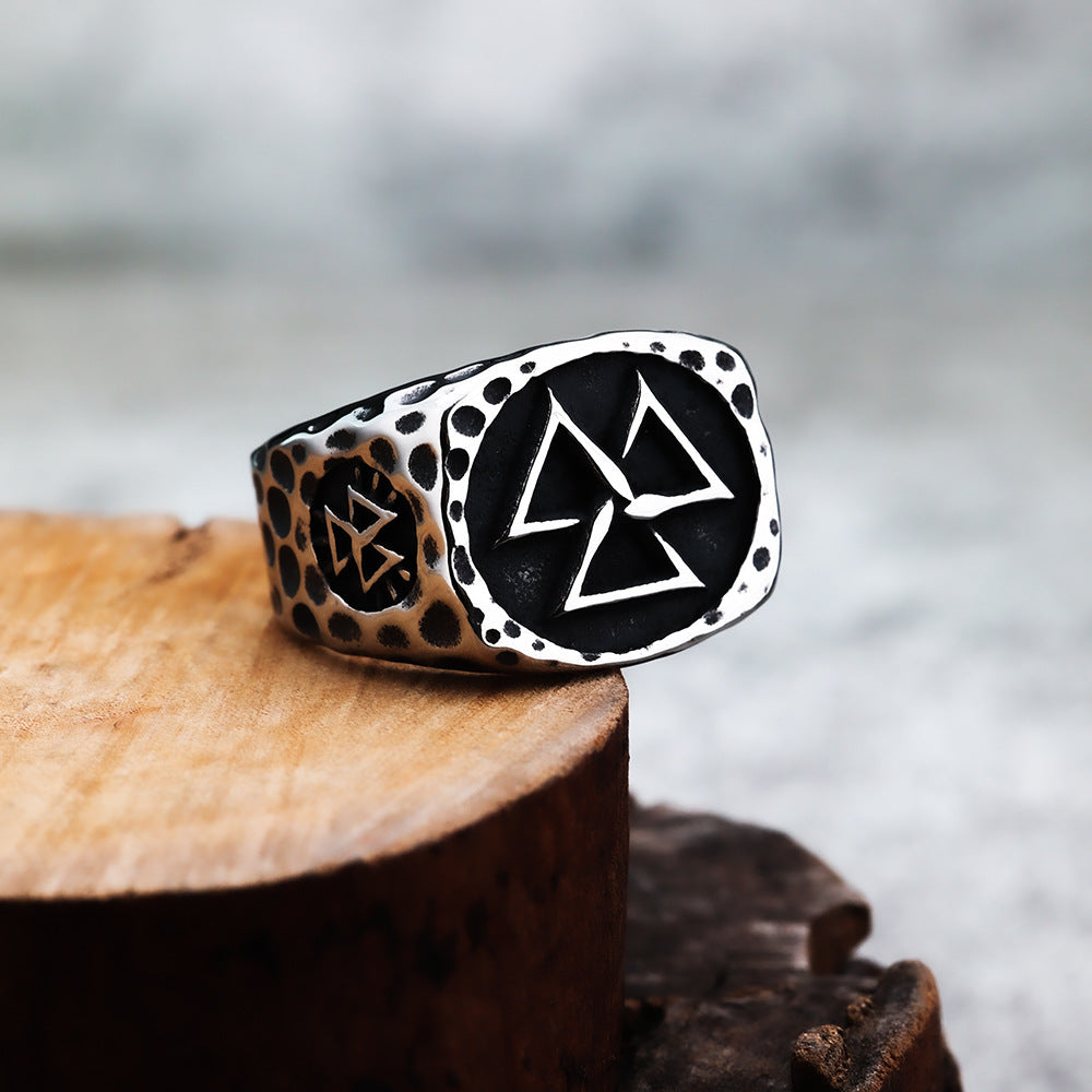 Vintage Personality Viking Triangle Rune Fashion Compass Ring for Men