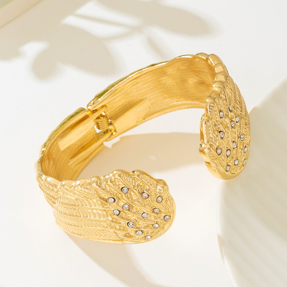 Planderful Vienna Verve Bracelet – Adjustable Metal Design with Diamond Accents