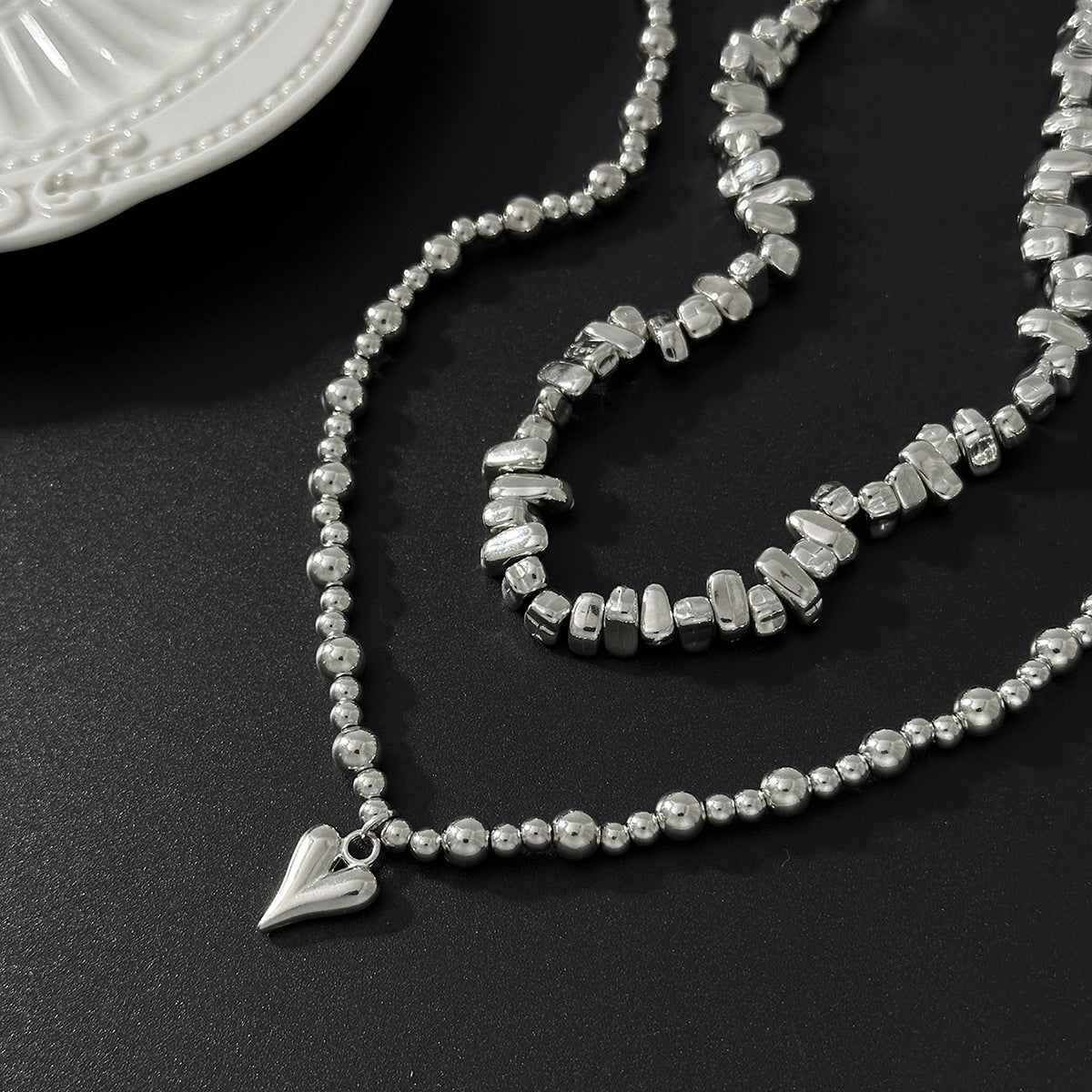 Irregular Heart Geometric Bead Necklace
