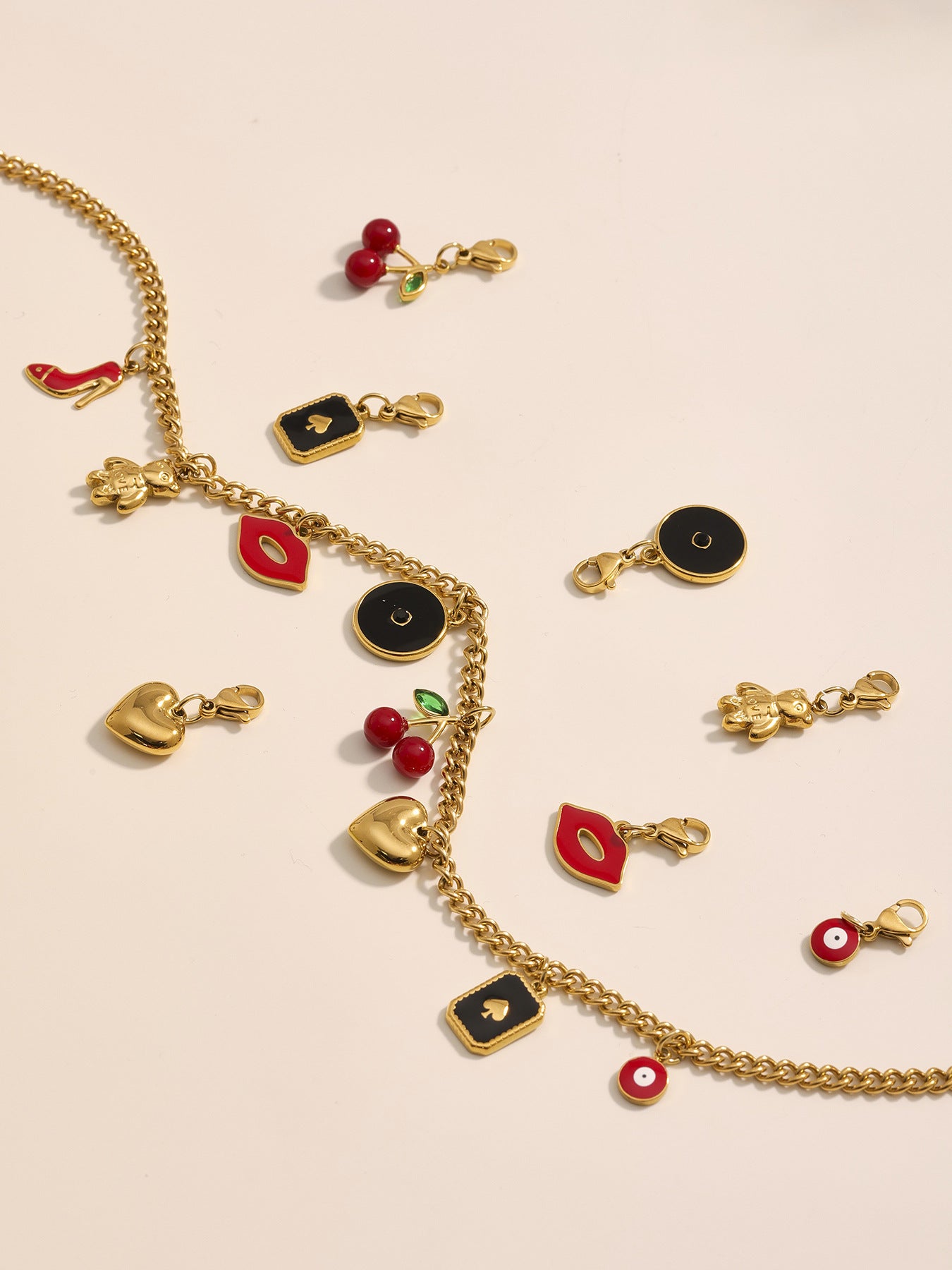 Planderful Everyday Collarbone Necklace 18K Gold Enamel