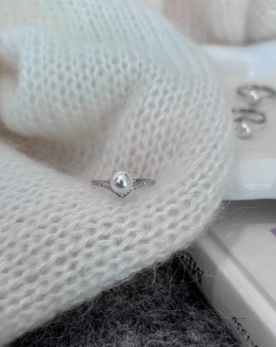 925 Sterling Silver Imitation Pearl Ring Women's Cold Wind Ins Ring Unique Light Luxury Design