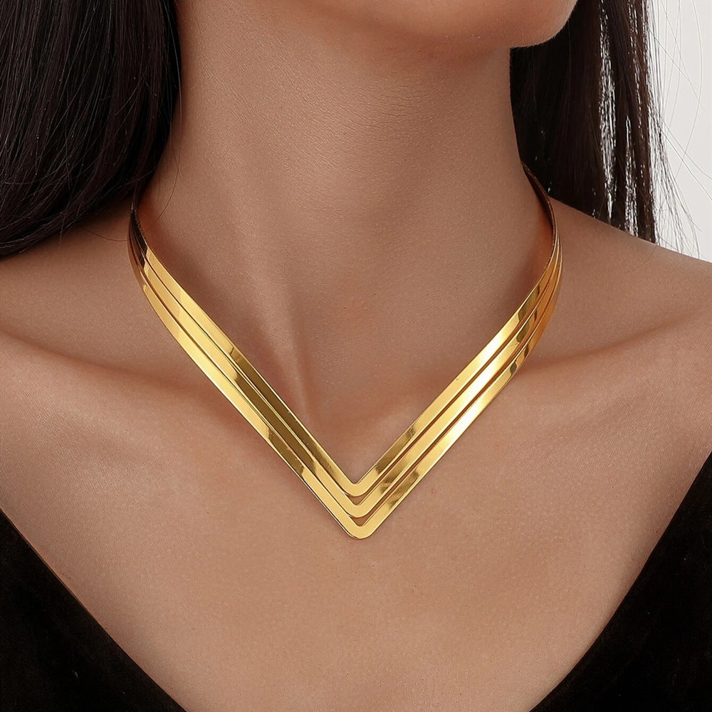 Planderful Savanna Rhythms Necklace – Simple Shape Metal Texture Design