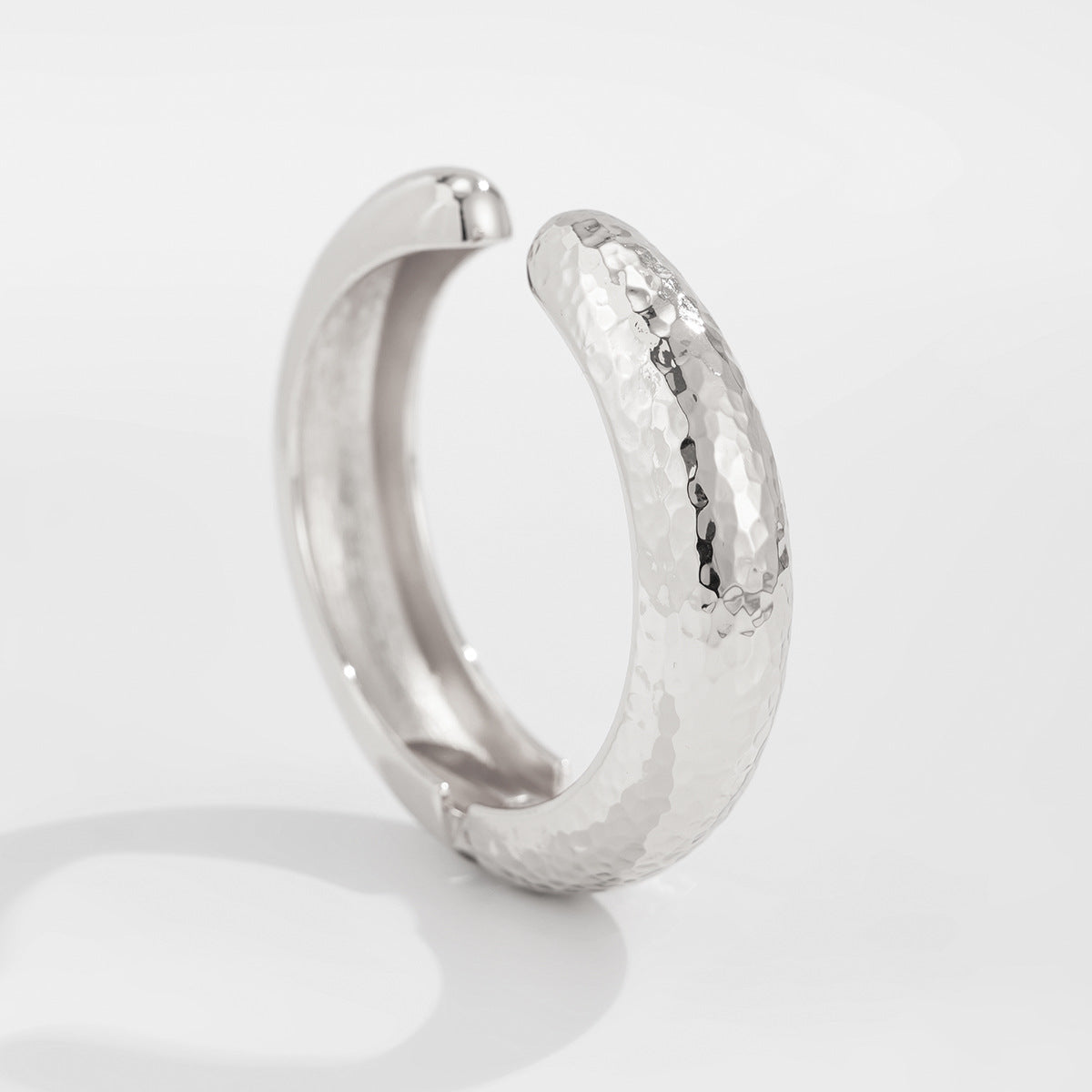 Planderful Vienna Verve Bracelet – Creative Knock Pattern Design