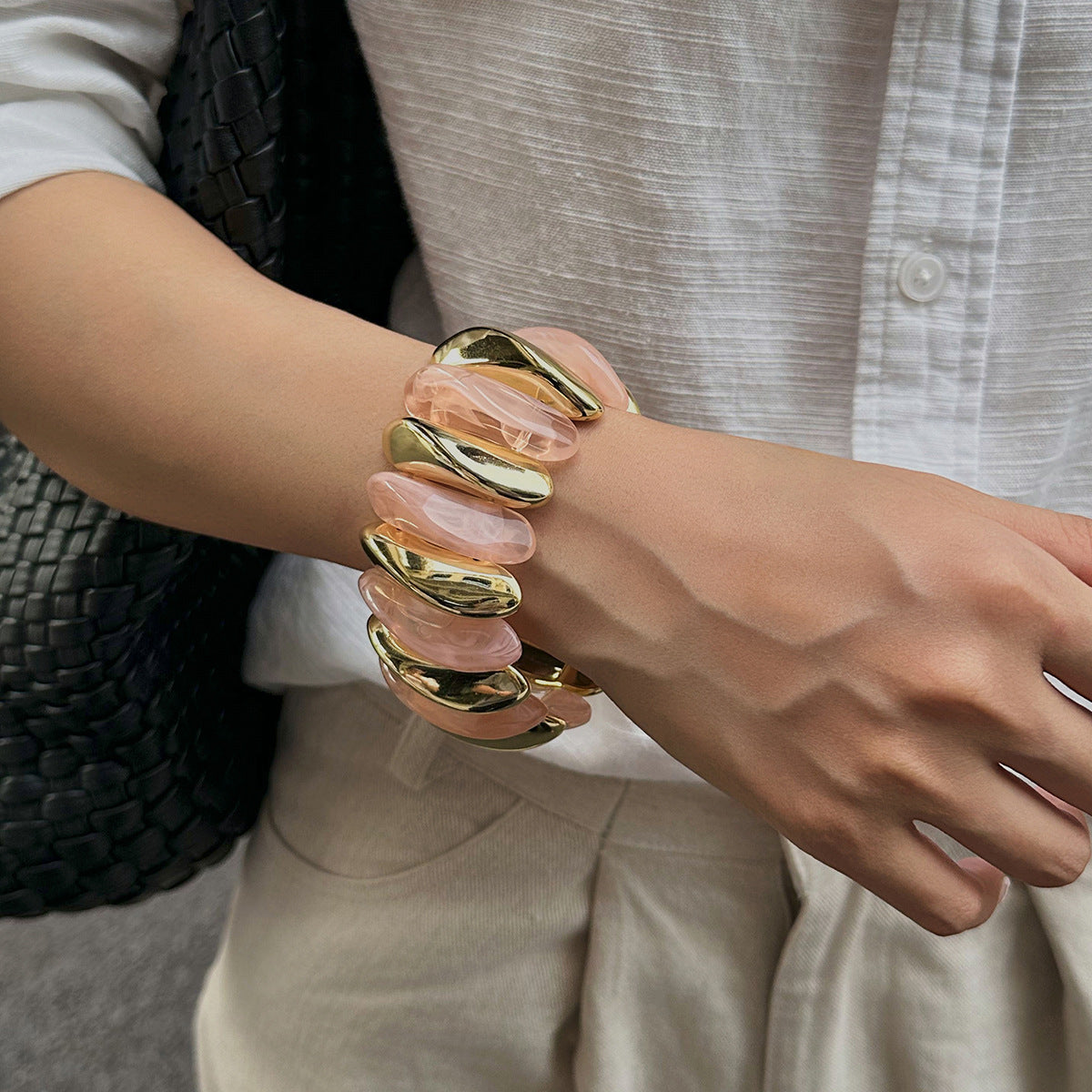 Planderful Vienna Verve Resin Color Bracelet For Women Bold Retro Elastic Statement Jewelry