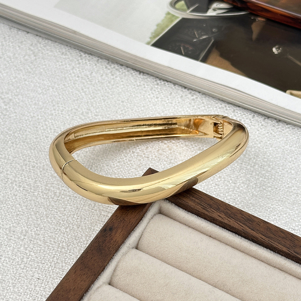 Maillard Style Retro Corrugated Open Bracelet Stacking Color Smudge Bracelet