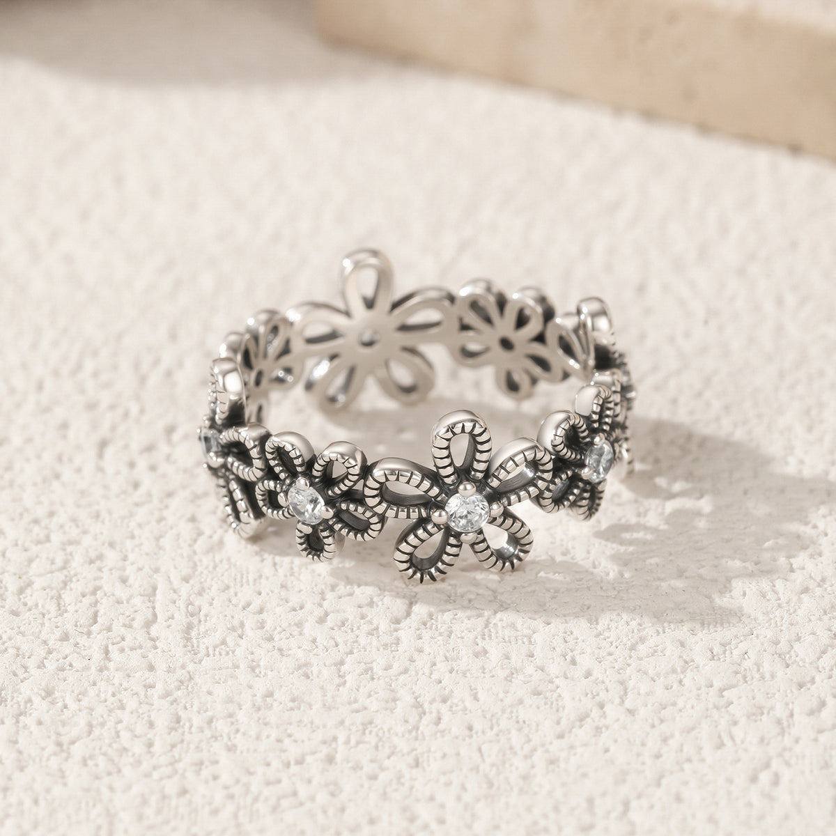 925 Sterling Silver Vintage Floral Ring