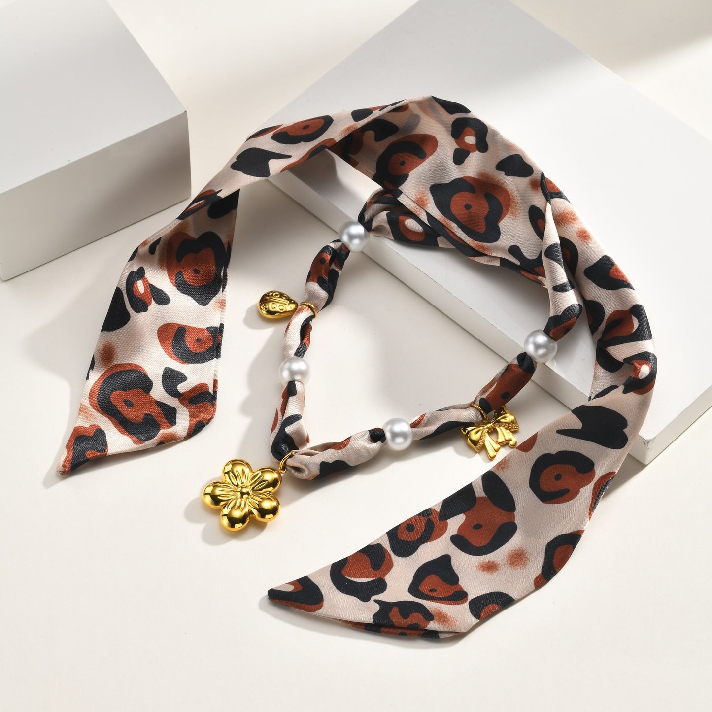 Maillard Leopard Print Silk Scarf Women's Stainless Steel Imitation Pearl Sunflower Design Necklace