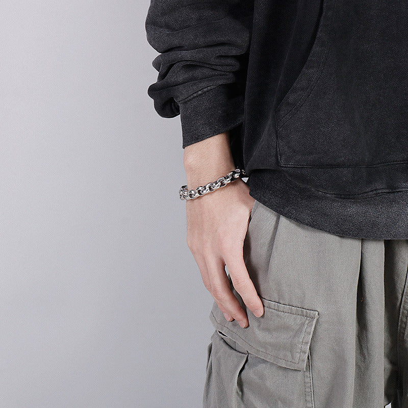 Stylish Titanium Steel O-Chain Bracelet for Men - Trendy Hip-Hop Design, Non-Fading Finish