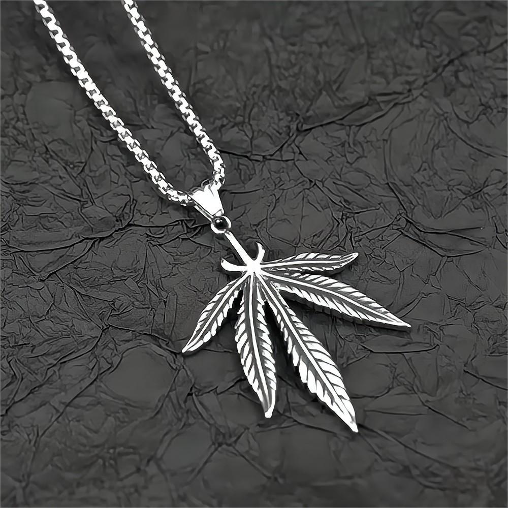 European And American Jewelry Wholesale Titanium Steel Men's Pendant Necklace Maple Leaf Tag Retro Hip-Hop Style