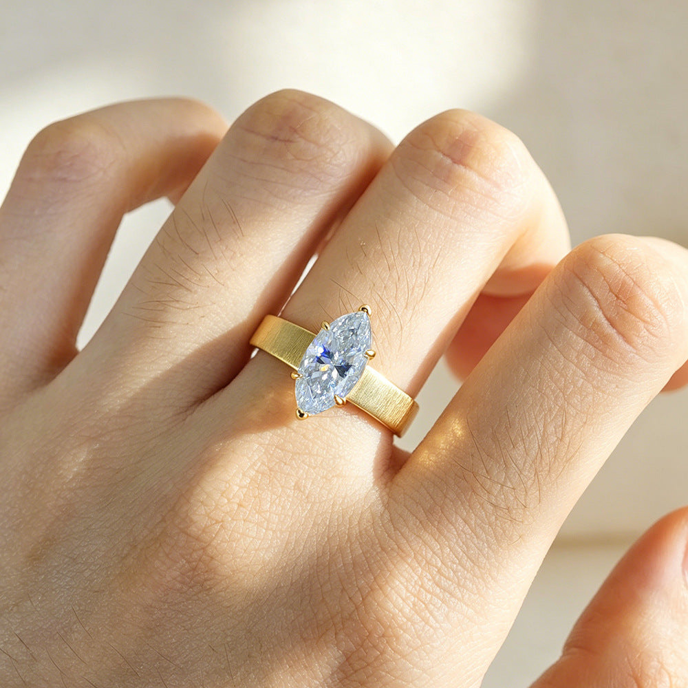 S925 Sterling Silver 2 Carat Horse Eye D Color Moissanite Ring Gold Plated