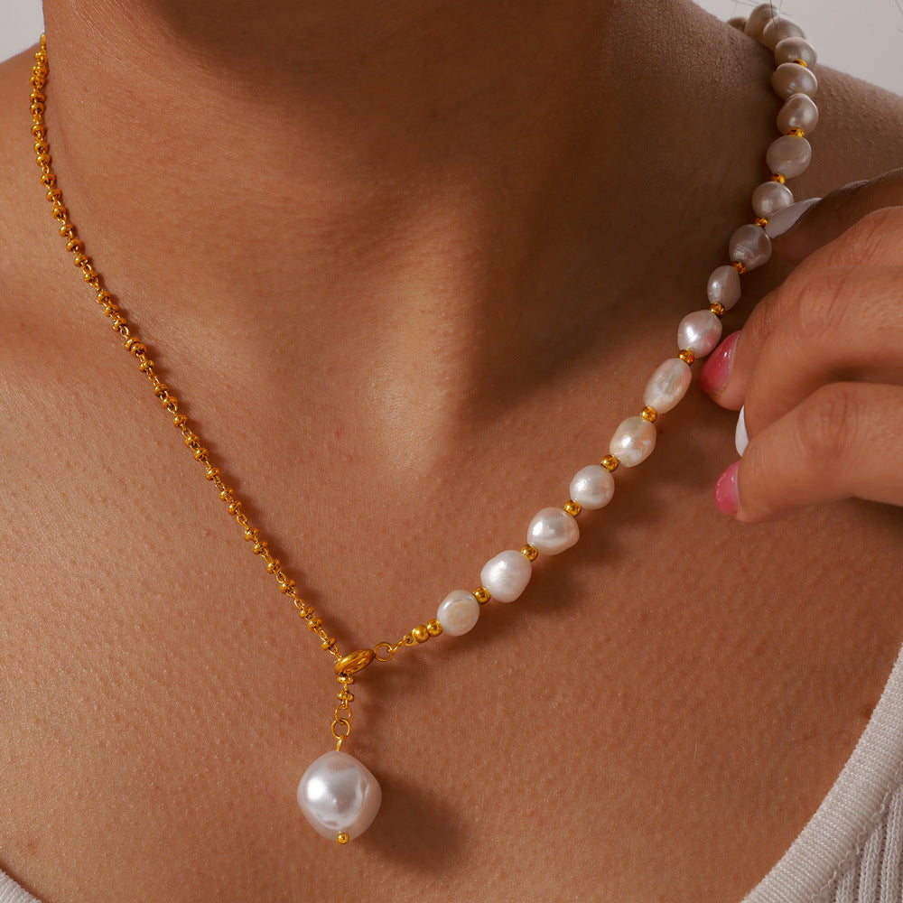 Elegant French Style Freshwater Pearl Pendant Necklace with Pull-Out Buckle
