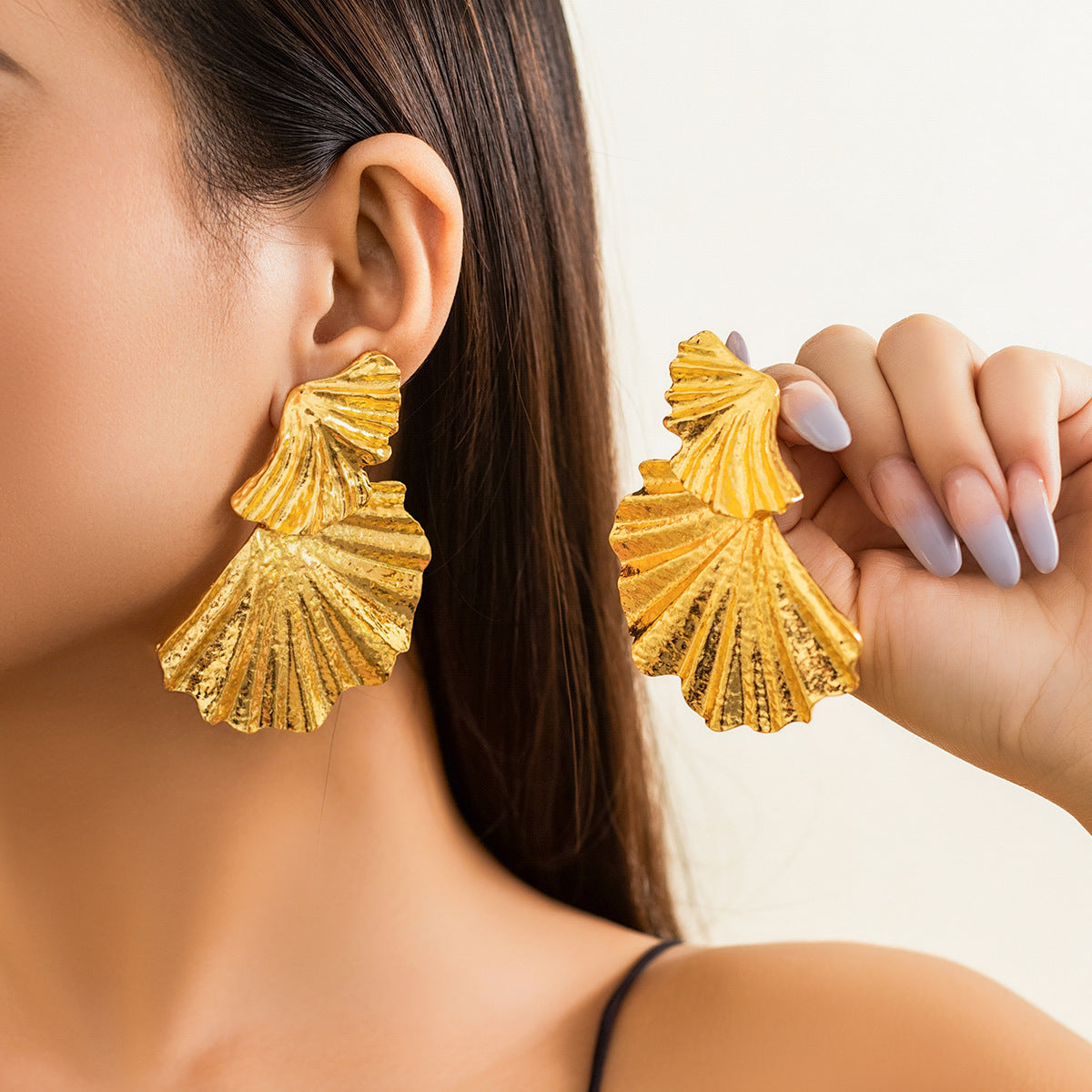 Planderful Vienna Verve Earrings – Exaggerated Ginkgo Biloba Design
