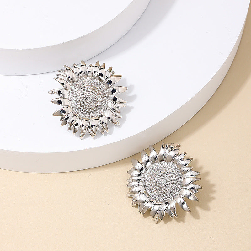Sunflower Metal Earrings with Retro Design - Vienna Verve Collection