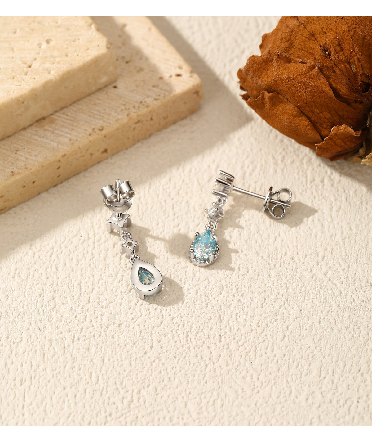 925 Sterling Silver Teardrop Moissanite Earrings
