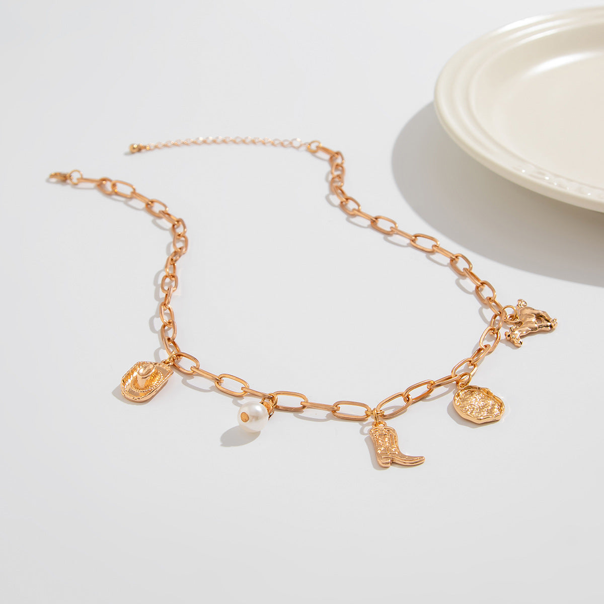 Planderful Vienna Verve Necklace – Elegant Imitation Pearl Fringe Design