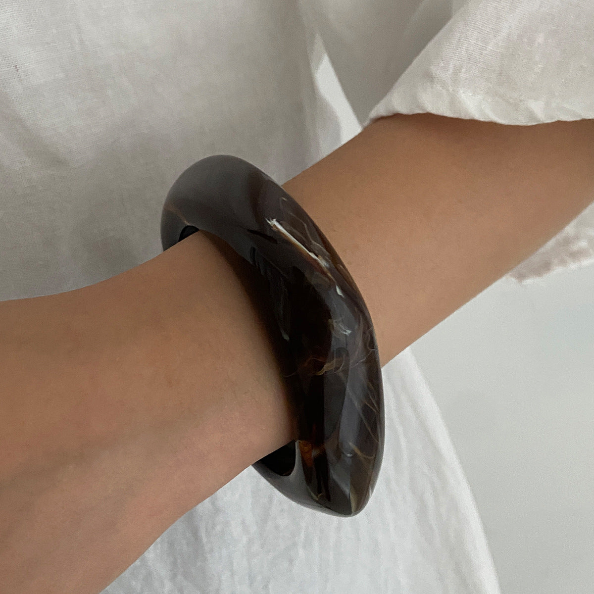 Planderful Geometric Retro Bracelet Vienna Verve Metal Bold Statement Jewelry For Fashionable Women