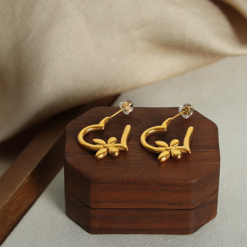 Heartfelt Titanium Steel Plated Japanese and Korean Minimalist Jewelry Set with Heart Pendant Necklace and Earrings