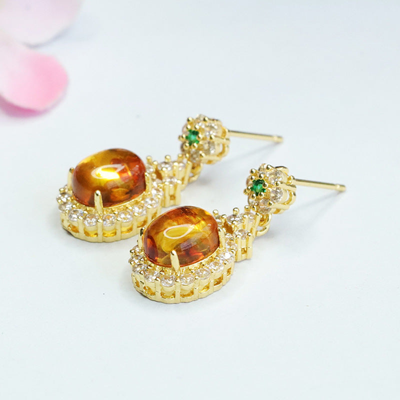 Amber Clover Stud Earrings
