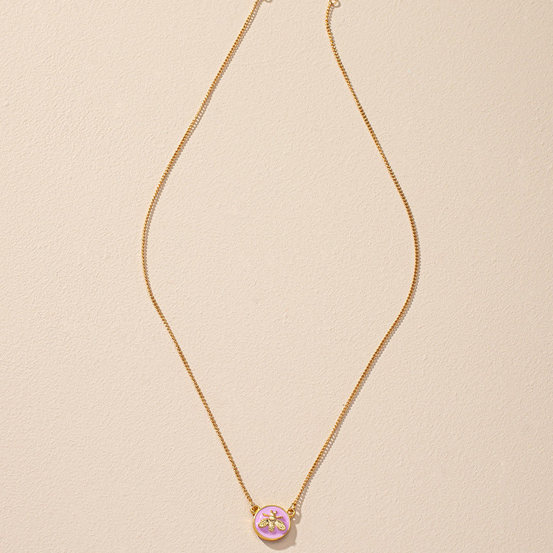 Dazzling Vienna Verve Metal Bee Necklace - Exquisite Cross-Border Jewelry Piece