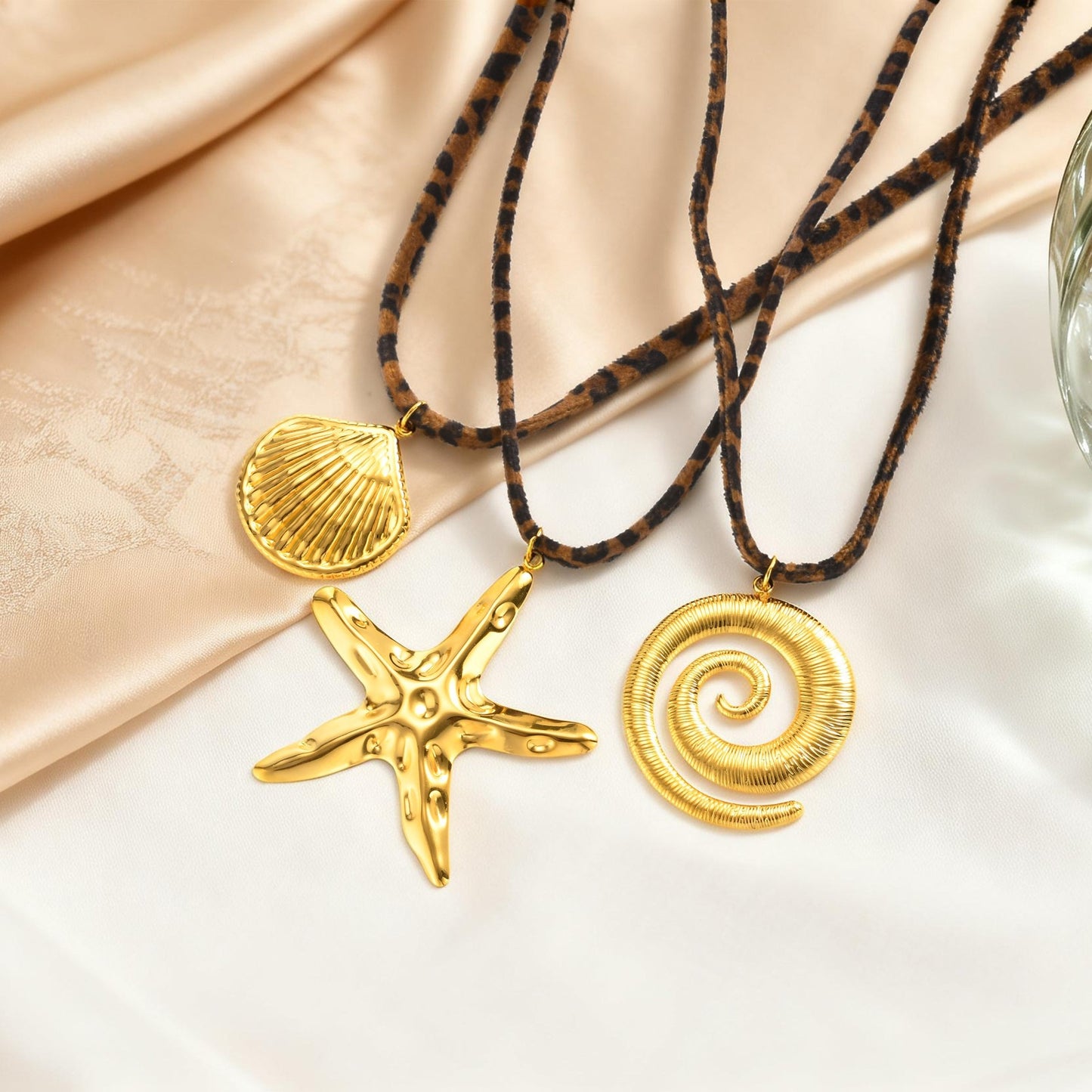 Cold Wind Ocean Stainless Steel Shell Pendant Leopard Print Long Item Decoration Necklace