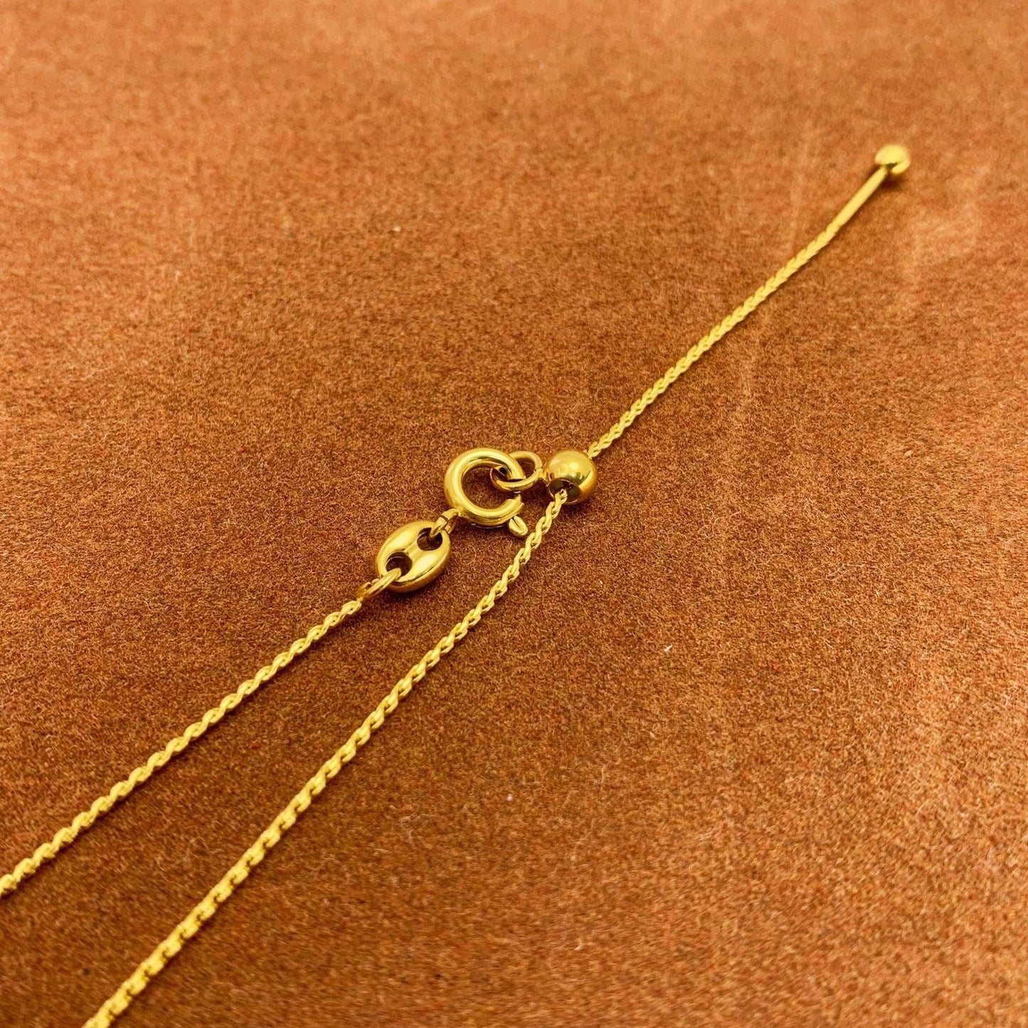 Planderful Jewelry Adjustable Collarbone Necklace in Steel Beads for Men and Women, Dainty Modern Look