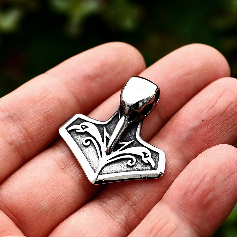 Nordic Vintage Titanium Steel Odin Crow Pendant for Men - Cross-Border Fashion Accessory