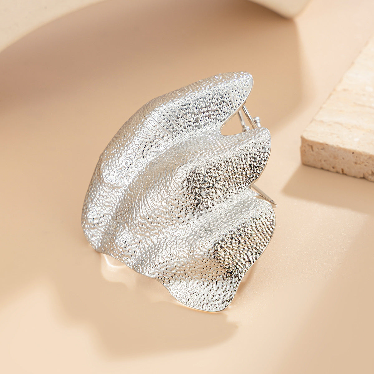 Planderful Vienna Verve Hammered Texture Statement Ring For Edgy Jewelry Lovers And Collectors