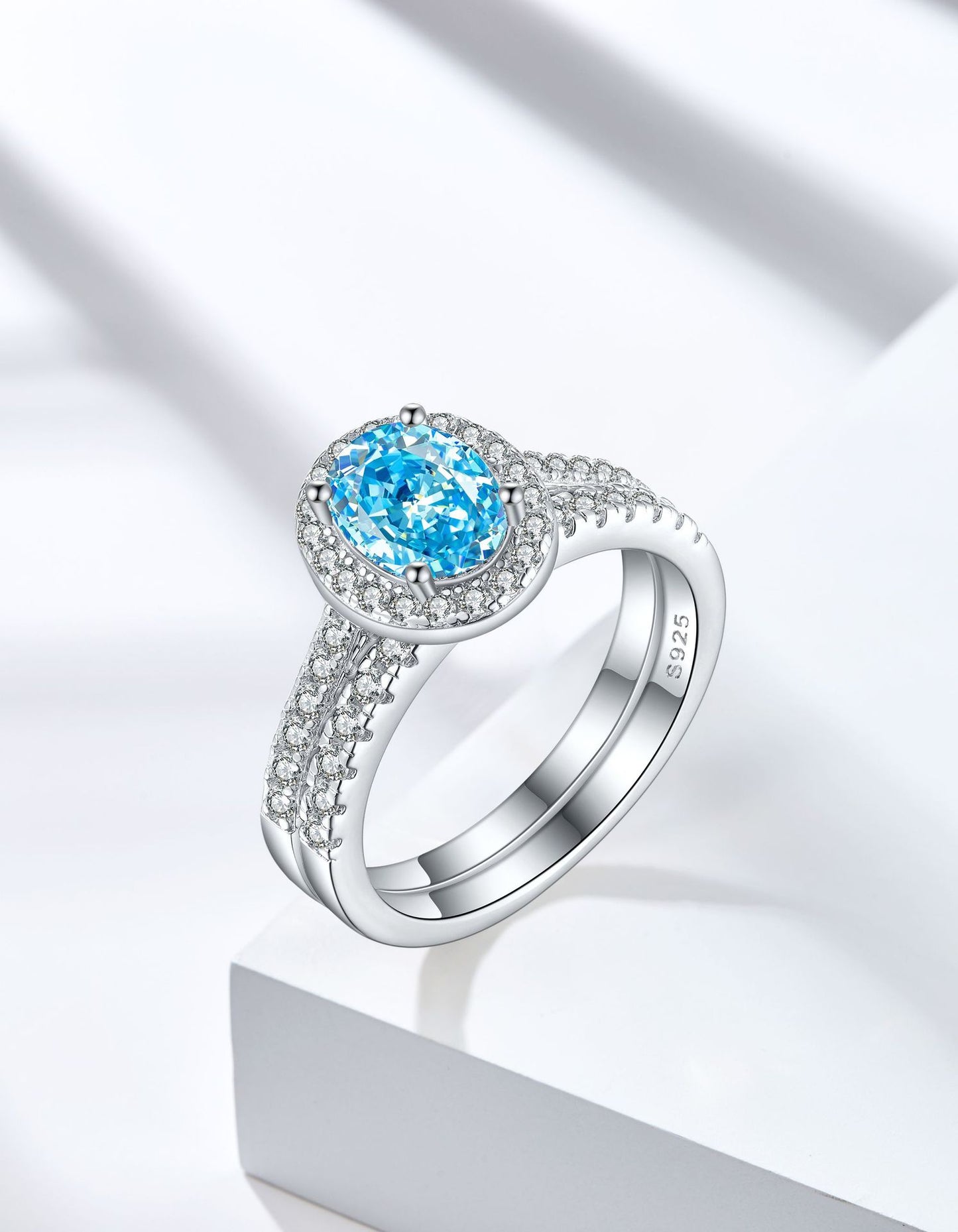 S925 Sterling Silver 1.5ct Flame Ice Flower Cut Oval Ring