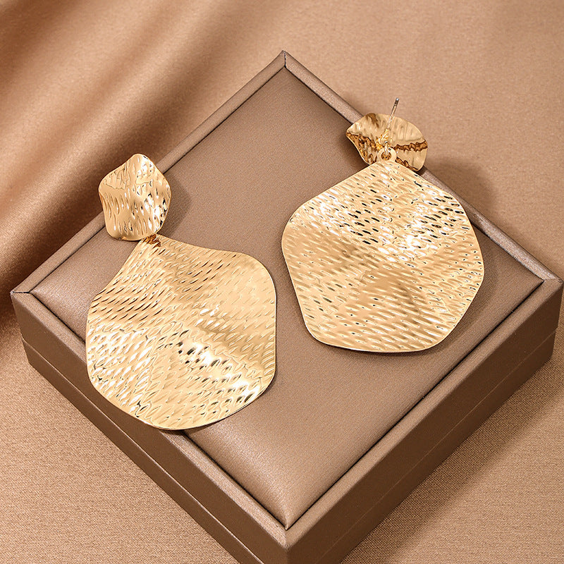 Opulent Metallic Lotus Leaf Earrings - Ideal for European and American Fashion Parties