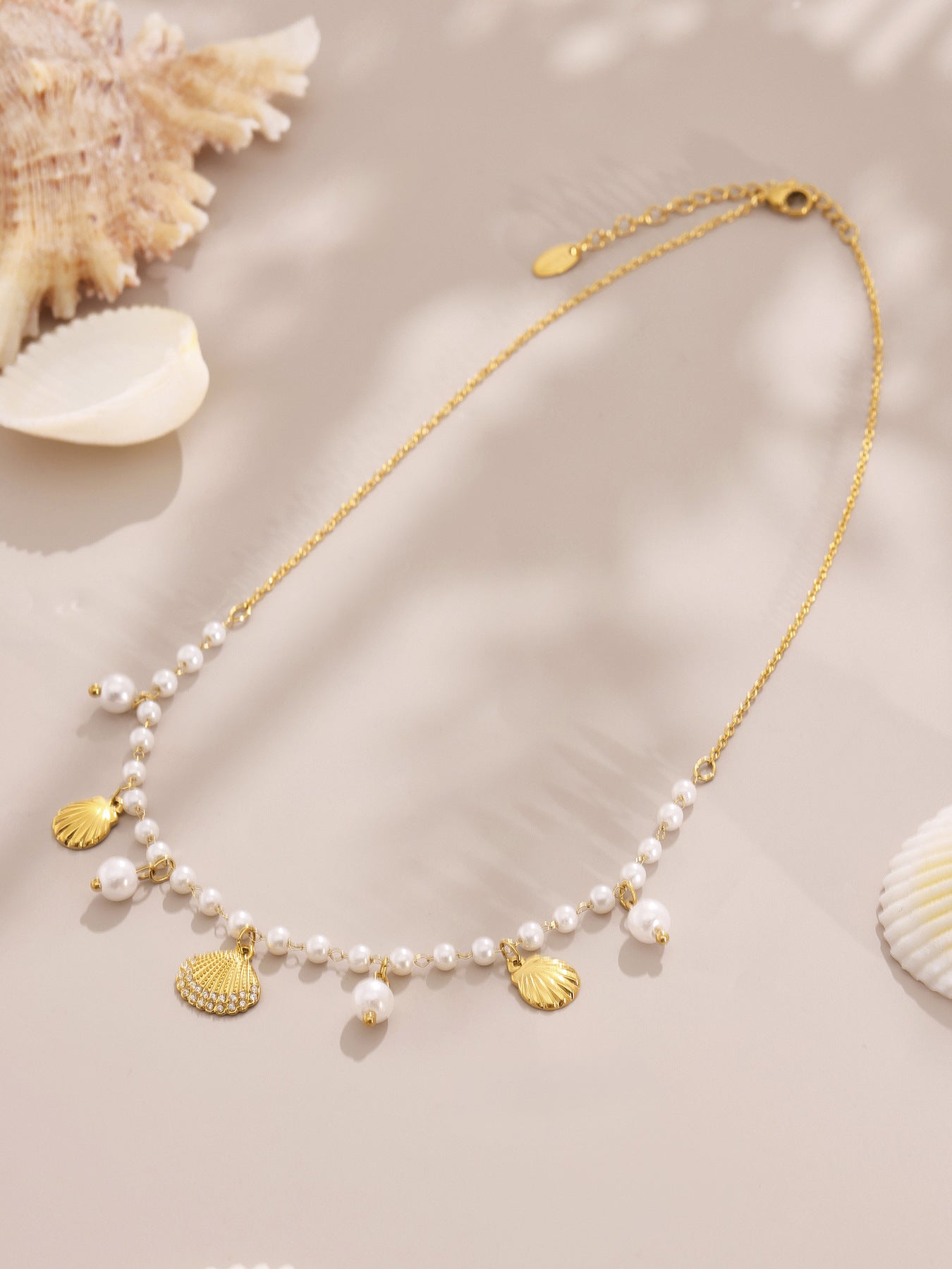 Planderful Pearl Collarbone Necklace 18K Gold Ocean Girls