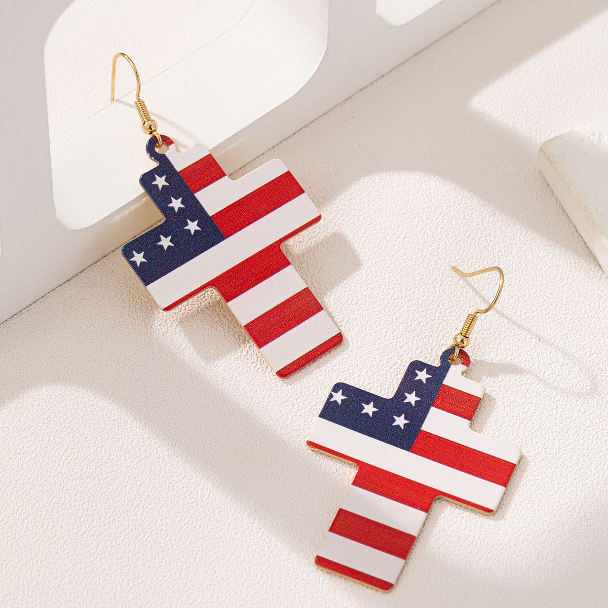 Planderful Vienna Verve Earrings – Stylish American Independence Day Design
