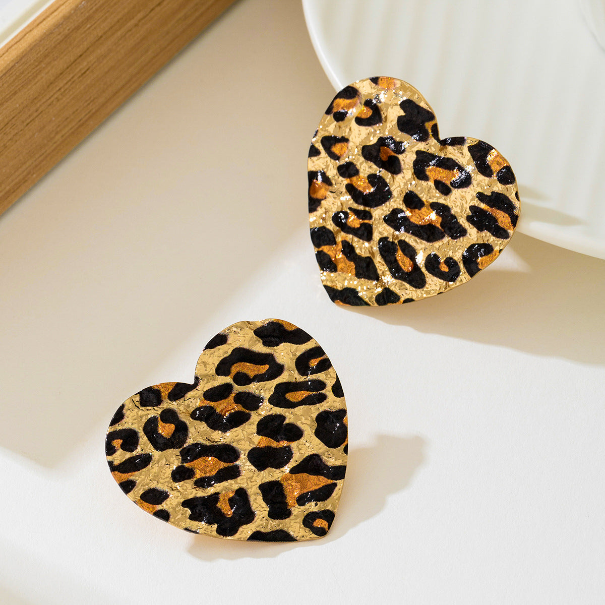 Planderful Vienna Verve Earrings – Chic Retro Leopard Print Design