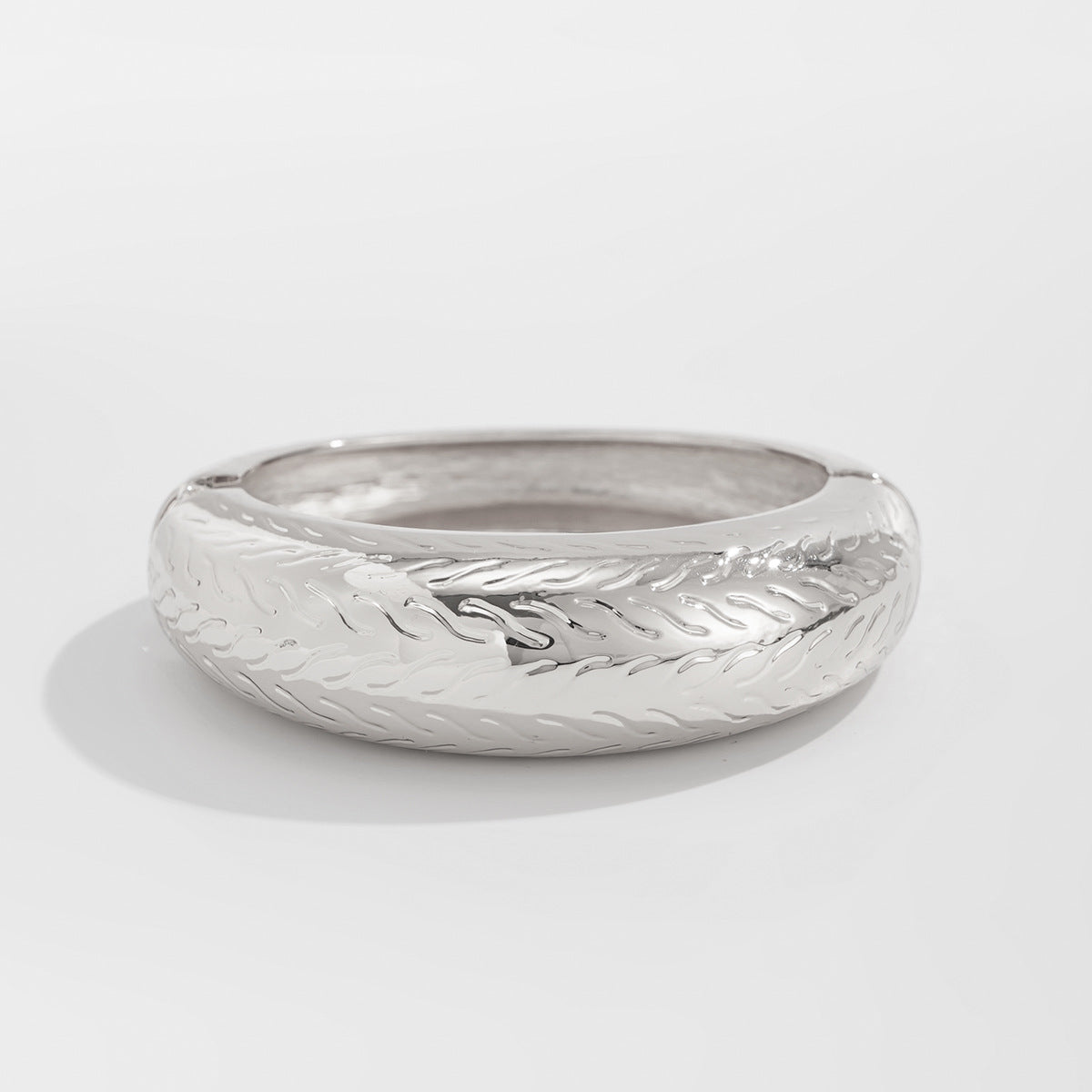 Planderful Vienna Verve Bracelet – Exaggerated Glossy Design