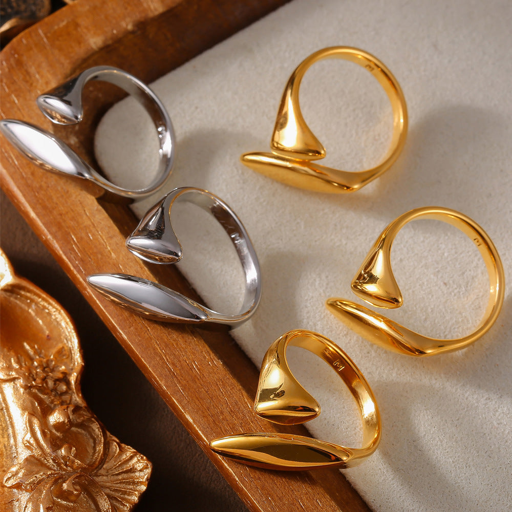Elegant Titanium Steel Gold-Plated Finger Ring with Geometric Design