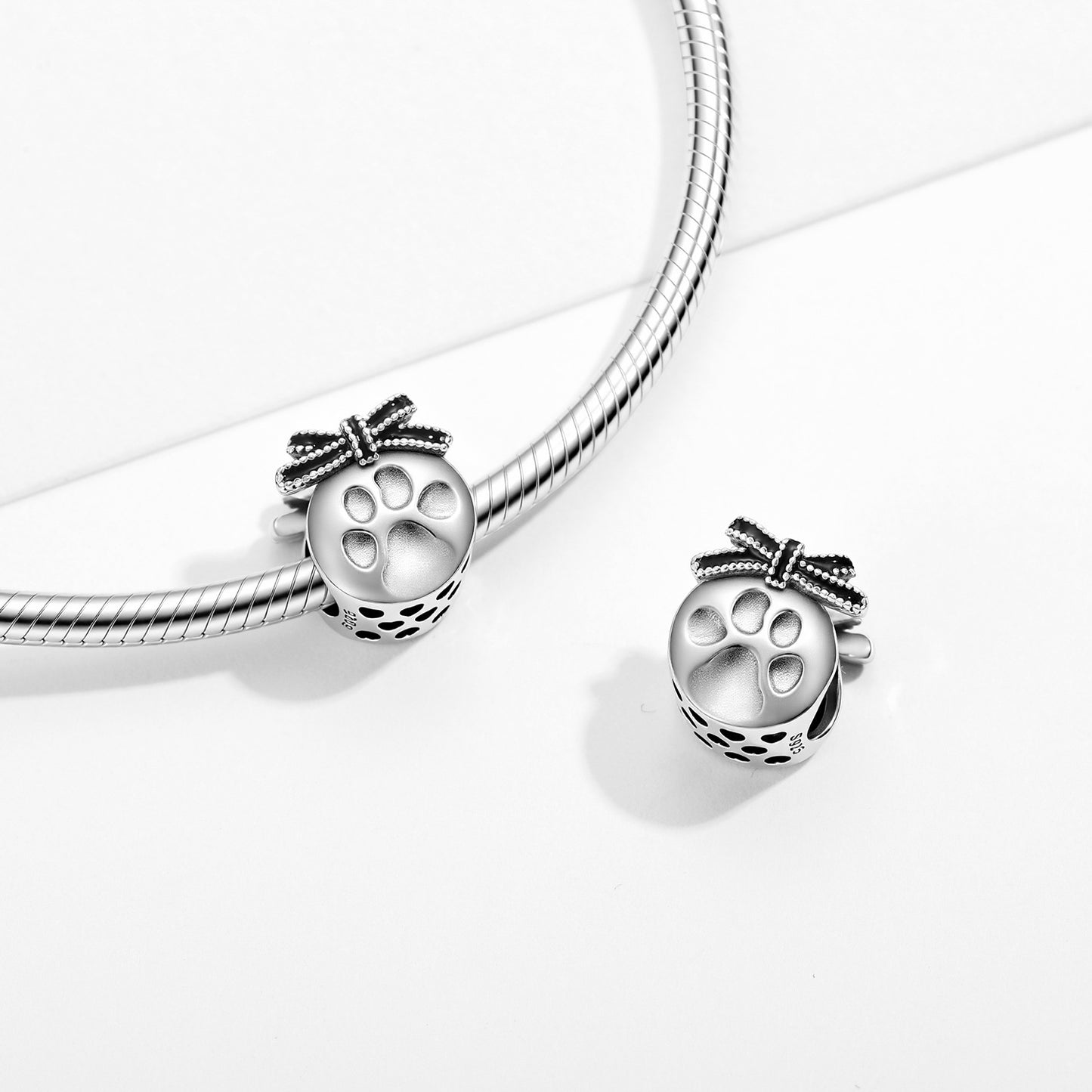 Planderful Jewelry Beaded Bracelet With Bow Dog Paw Pendant In S925 Sterling Silver