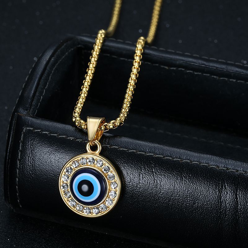 Zircon Necklace – Elegant Evil Eye Pendant