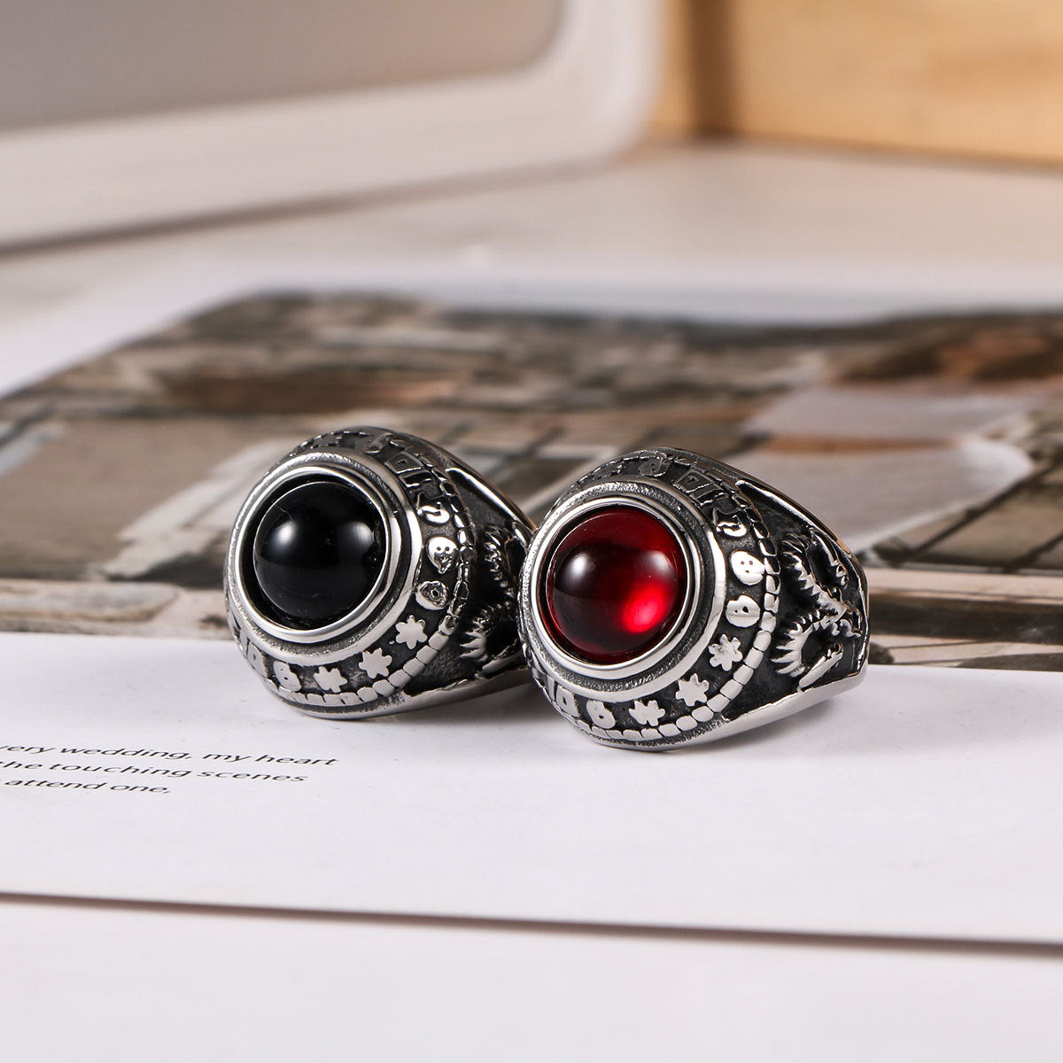 Retro Titanium Steel Ring For Men With Red Black Agate