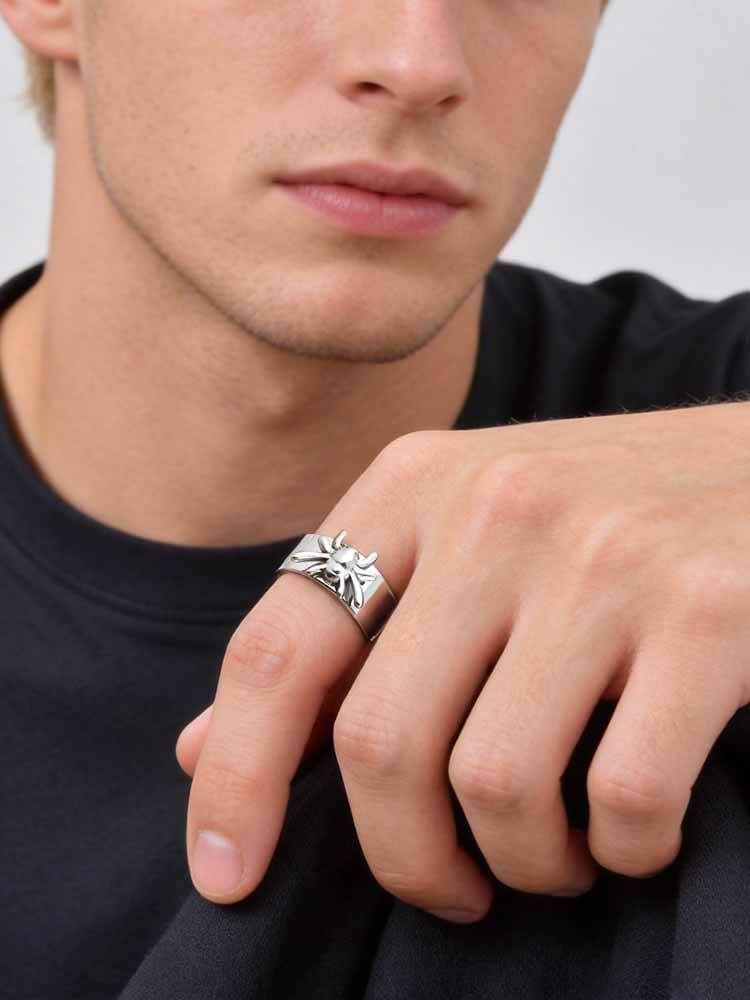 Spring & Summer Unique Index Finger Ring Stainless Steel Spider Opening Horse
