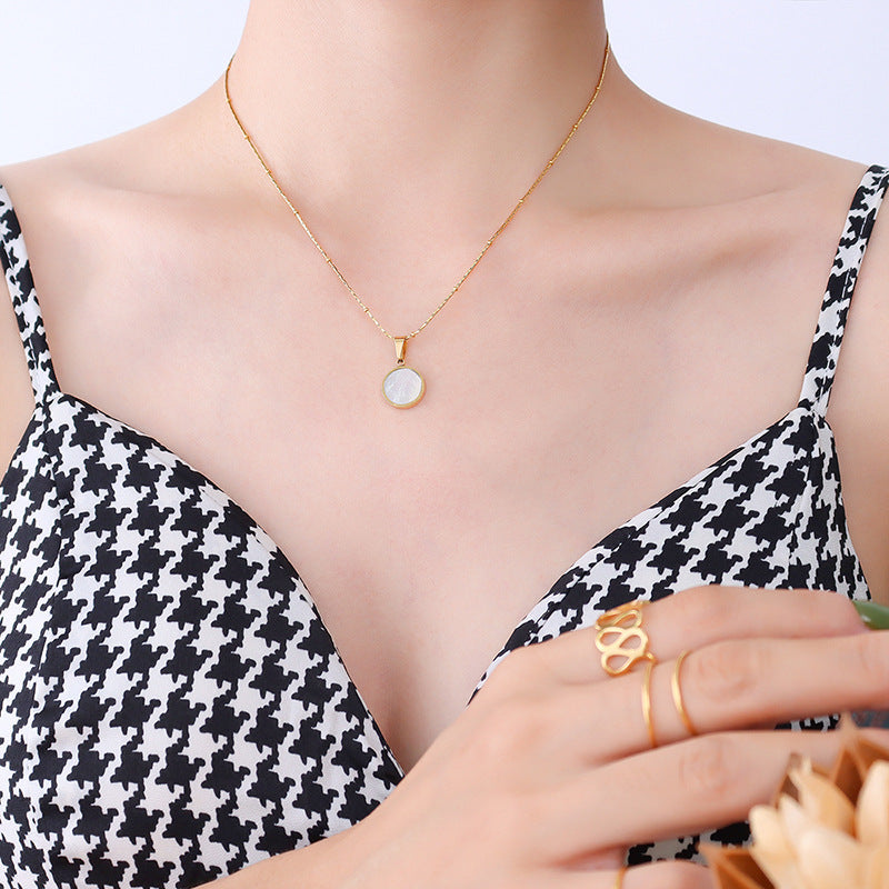 Seashell White Acrylic Necklace with Geometric Design