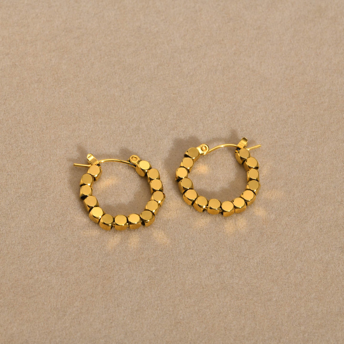 European And American Fashion Simple Gold Earrings Niche