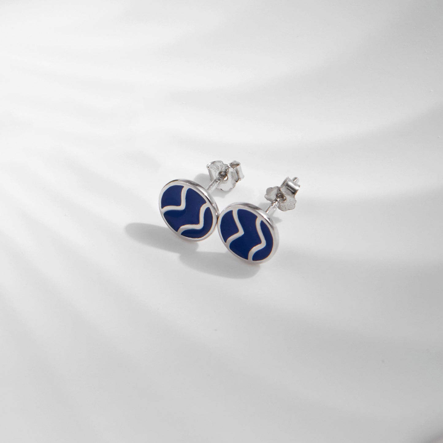 Planderful Everyday Genie Earrings – Personalized Retro Design