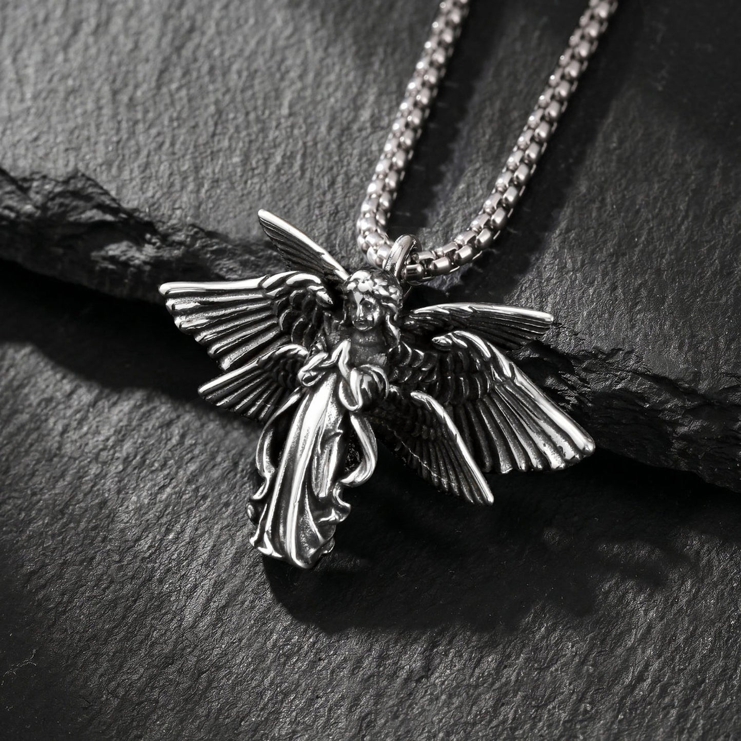 Hot-Selling Stainless Steel Men's Street Dark Locomotive Daily Stacking Wearing Dark Necklace