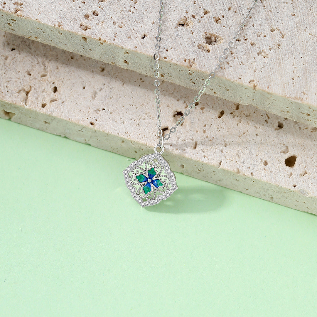 Planderful Sterling Silver Four Leaf Clover Pendant Necklace For Women Light Luxury Lace Collarbone Chain