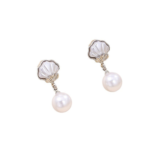 Elegant French Pearl Earrings for Beach-Ready Style