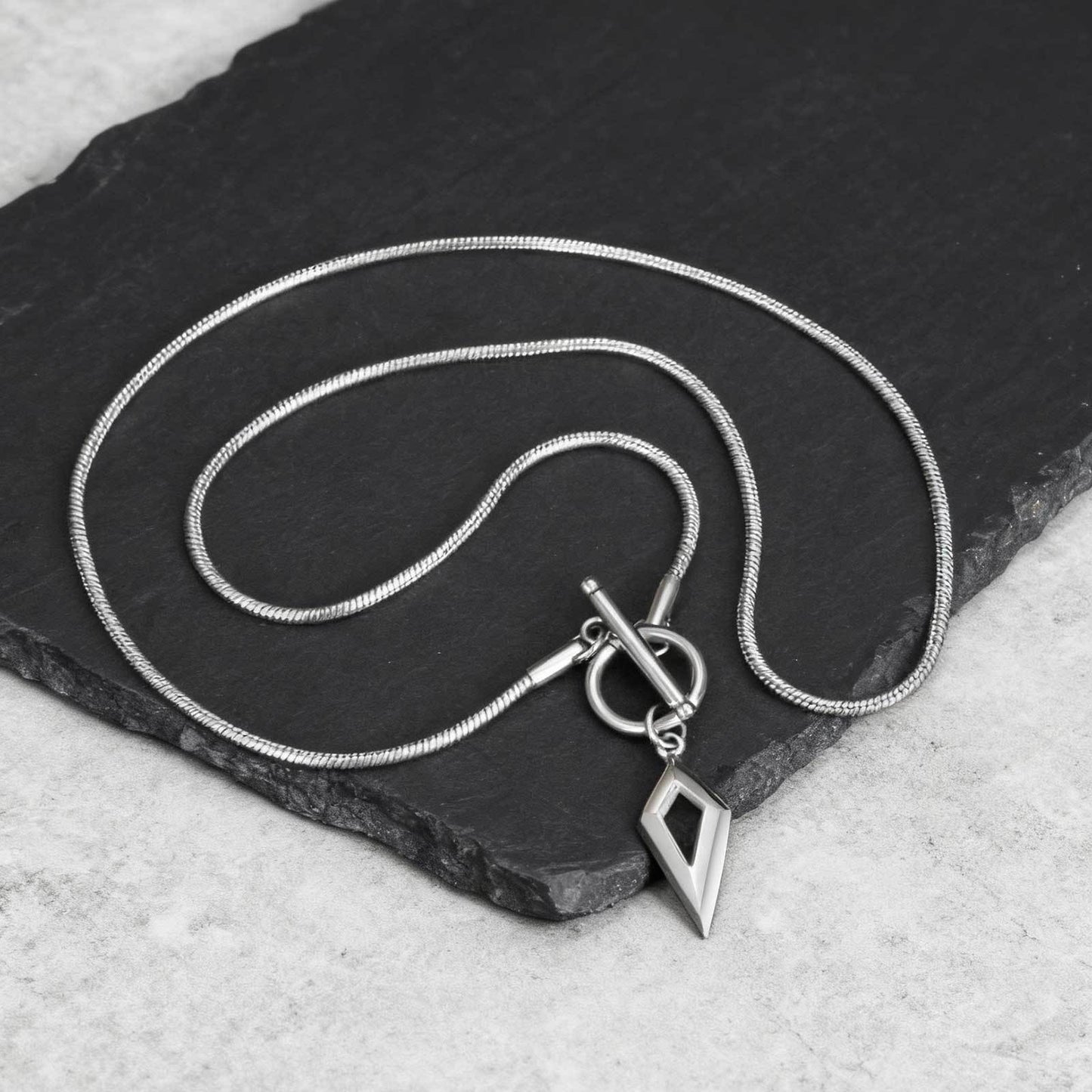 Stainless Steel Round Snake Chain Toggle Clasp Tetragonal Star Minimalist Pendant – Necklace