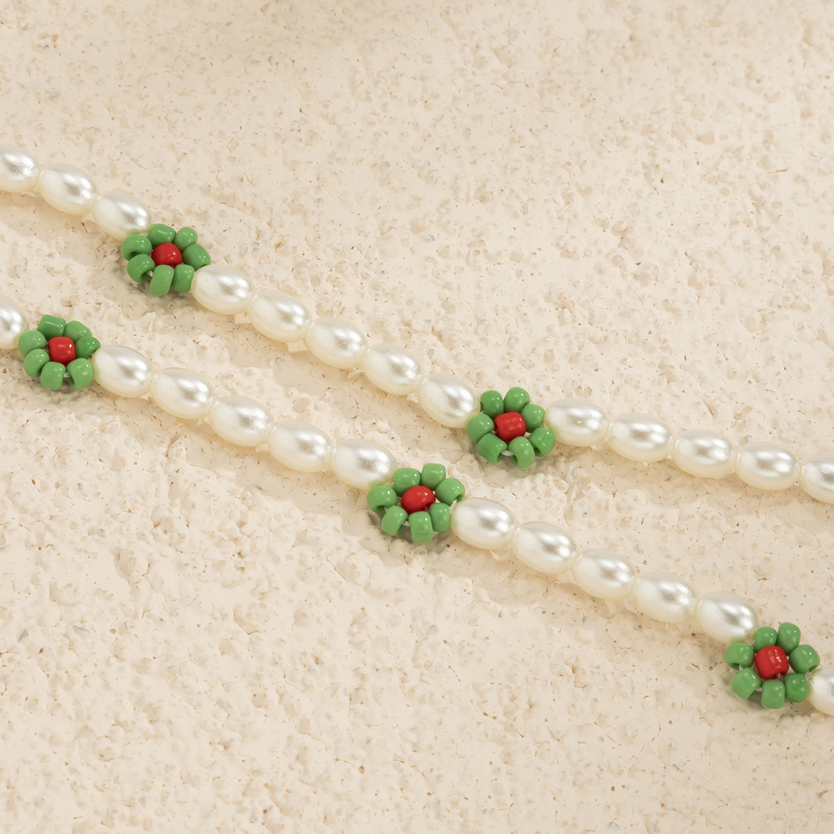 Planderful Vienna Verve Bohemian Daisy Collarbone Necklace Beaded Imitation Pearl For Boho Chic Women