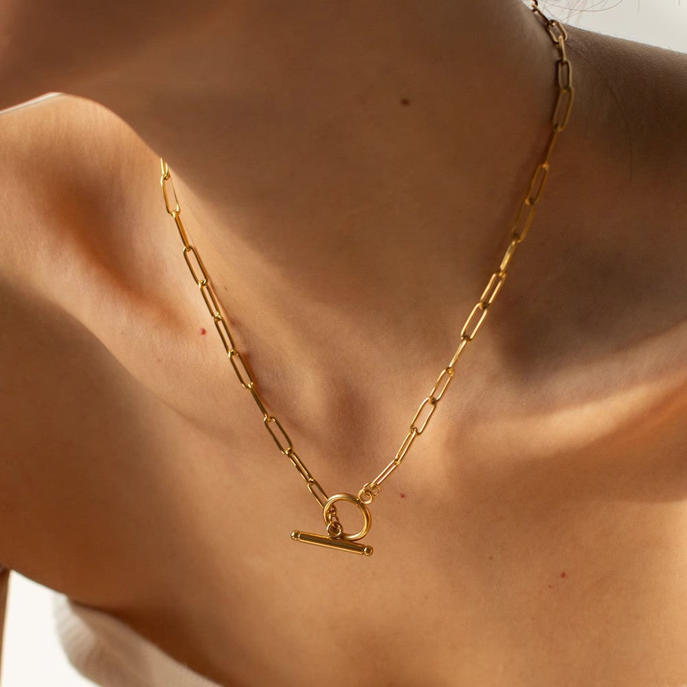 Planderful Jewelry Paperclip Necklace in 18K Gold Plating Titanium Steel For Everyday Glamour