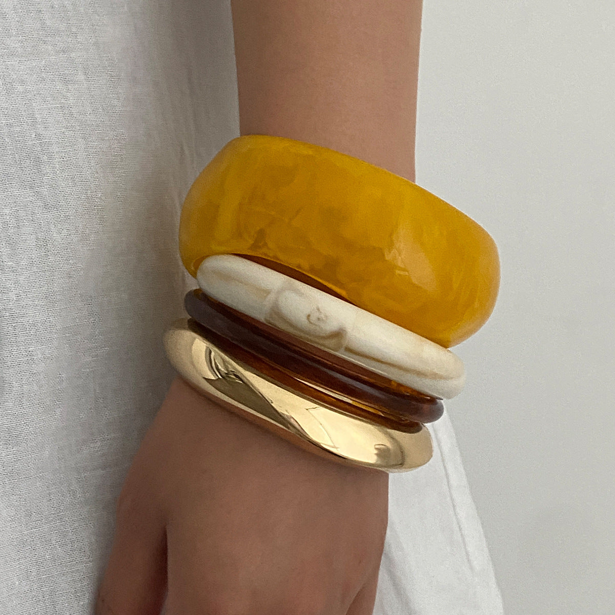 Wind Metal Bracelet Planderful Vienna Verve For Women Resin Accents Spring Buckle Statement Jewelry